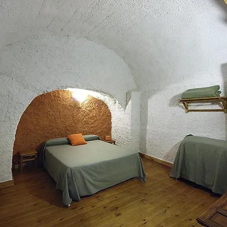 Cuevas La Tala 3*