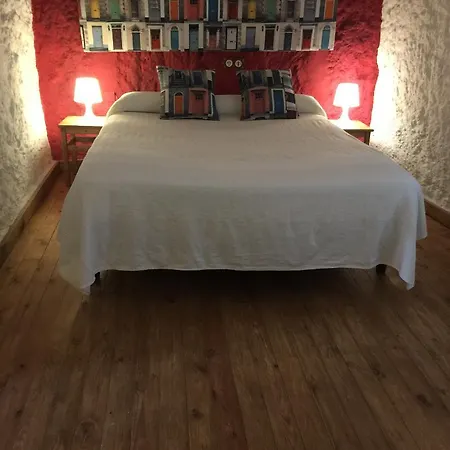 Hotel Cuevas La Tala 3*